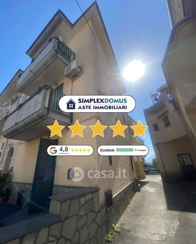 Appartamento in residenziale in Via Mariconda Cortile D'Auria