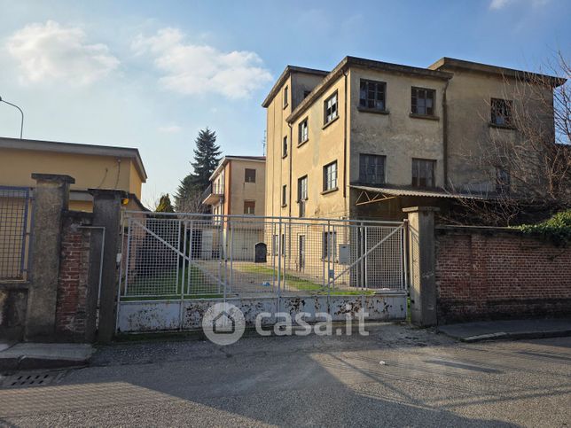 Casa bi/trifamiliare in residenziale in Via Baldrighi 24