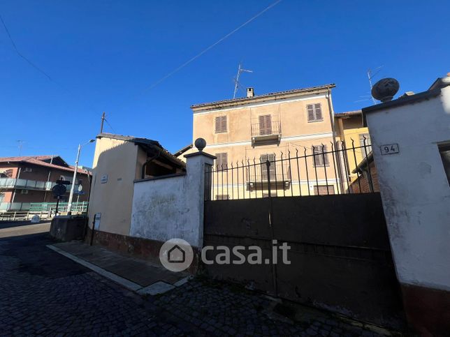 Rustico/casale in residenziale in Corso Giuseppe Garibaldi 92