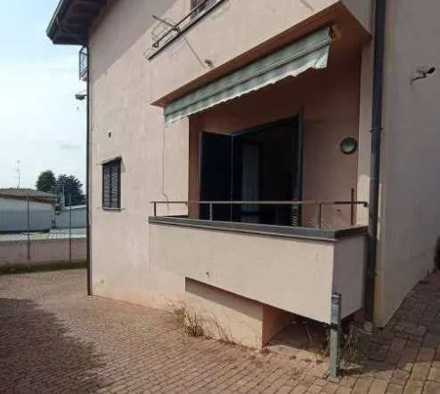 Appartamento in residenziale in Via Cesura 48