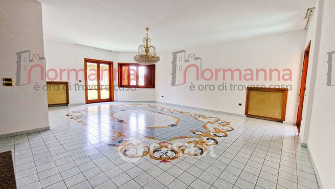 Casa indipendente in residenziale in Traversa Etna 12