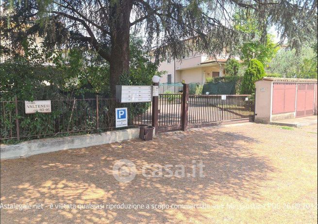 Appartamento in residenziale in Via Valtenesi