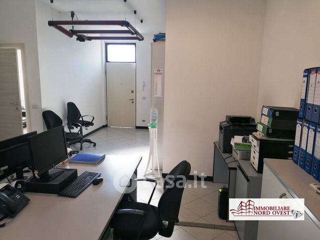 Ufficio in commerciale in Via A. Gramsci 33