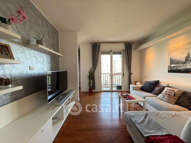 Appartamento in residenziale in Via Mario Borsa 65
