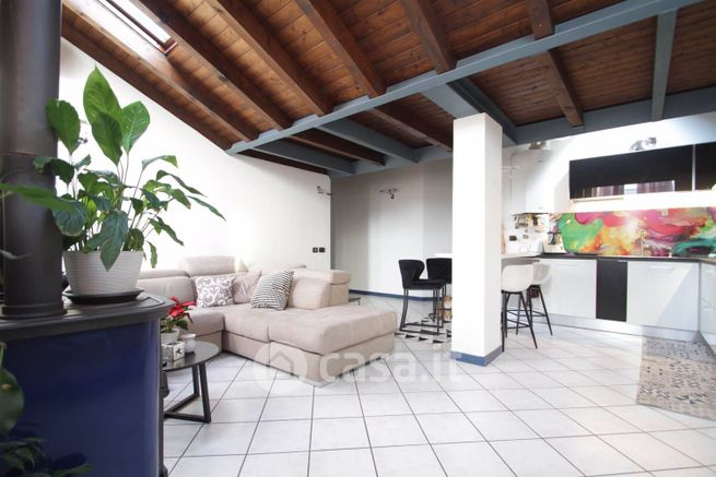 Appartamento in residenziale in Viale Vittorio Veneto 18