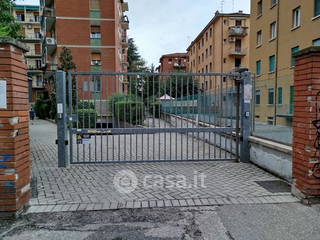 Garage/posto auto in residenziale in Via Gaspare Nadi