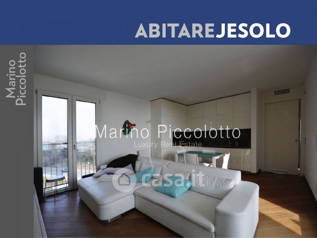 Appartamento in residenziale in Via Carmen Frova