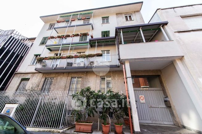 Appartamento in residenziale in Via Privata Nicolò Alunno 15