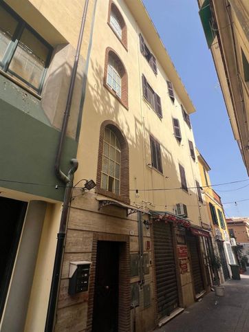 Appartamento in residenziale in Via dei Volsci 52