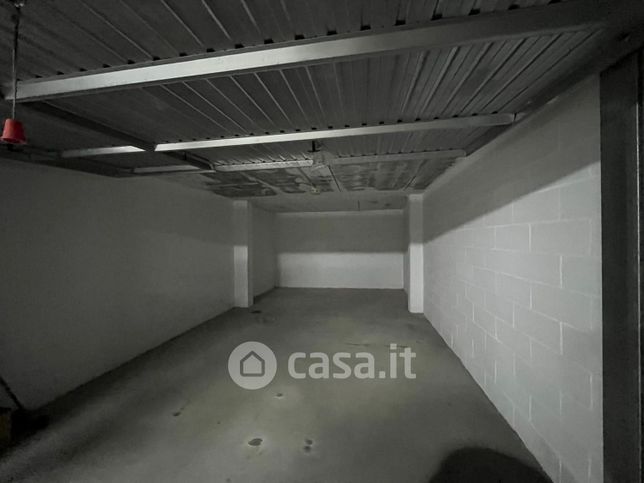 Box/posto auto in residenziale in 