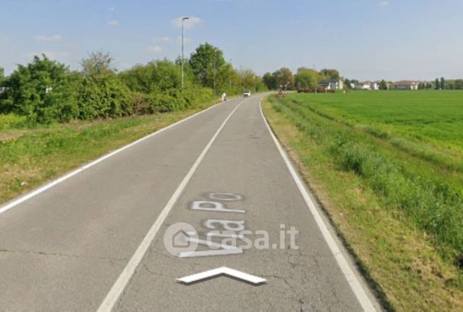 Terreno agricolo in commerciale in Via Po