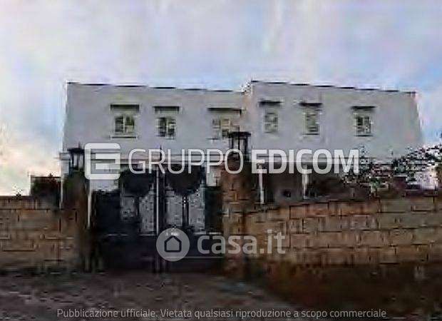 Villetta a schiera in residenziale in Via Vallesana 58