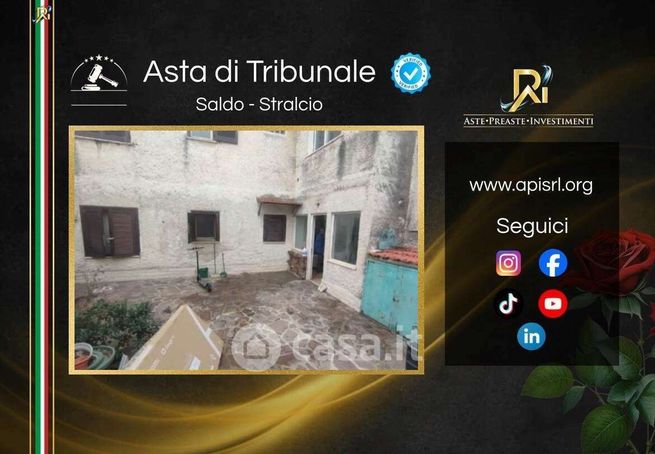 Villetta a schiera in residenziale in Viale Roma 56