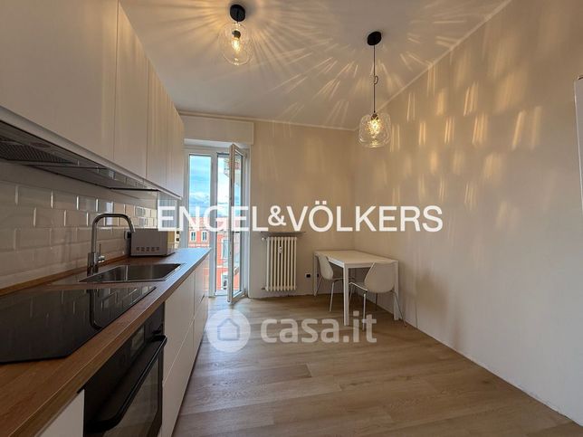 Appartamento in residenziale in Via de Leyva 11