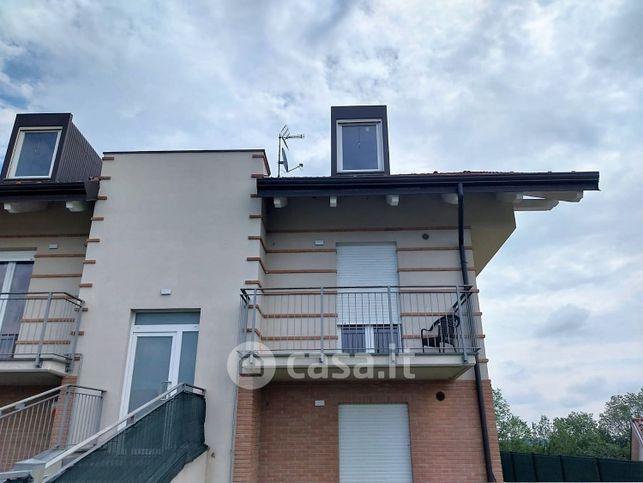 Appartamento in residenziale in Via Castone 9