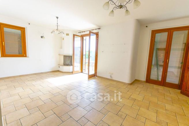 Appartamento in residenziale in Via Cilea 103