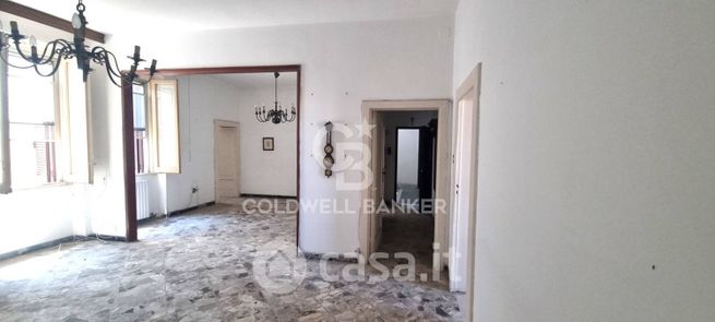 Appartamento in residenziale in Via Delfino 24
