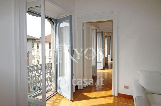 Appartamento in residenziale in Via Francesco Petrarca 18