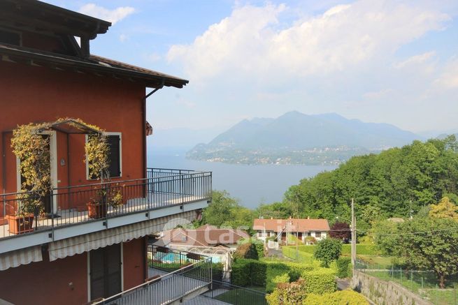 Appartamento in residenziale in Via per Magognino 53