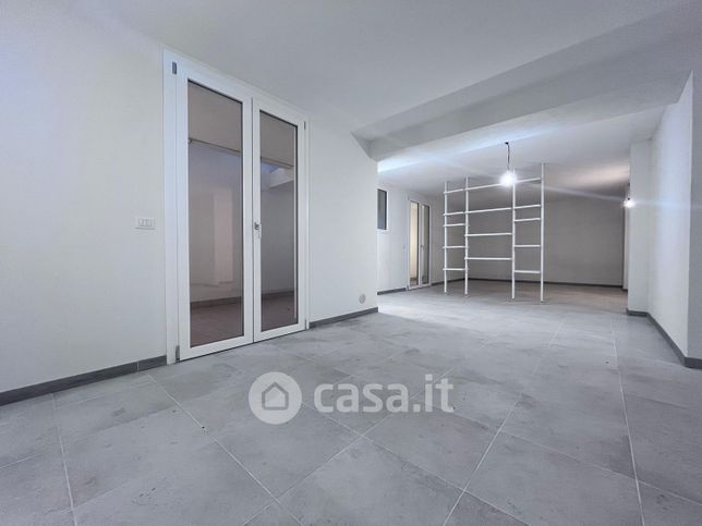 Appartamento in residenziale in Via Ungheria 37