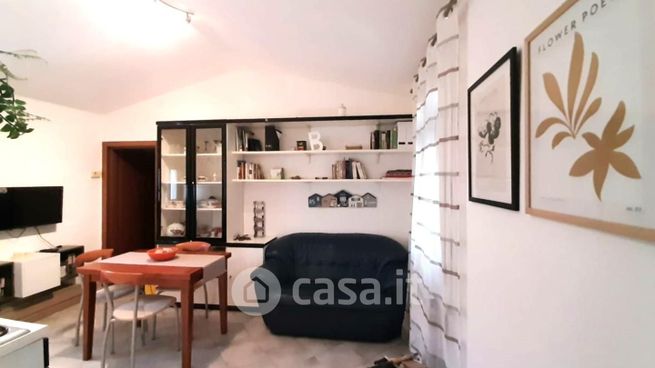 Appartamento in residenziale in Via Provinciale Carrara-Avenza 42