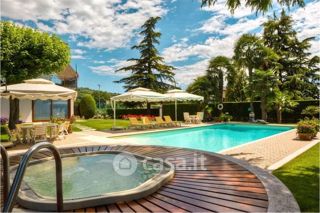 Terreno edificabile in residenziale in Via Miravalle 3