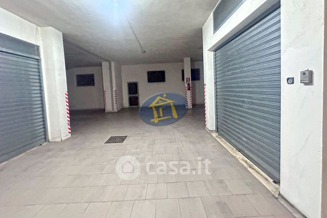 Box/posto auto in residenziale in Via Giuseppe Pinto