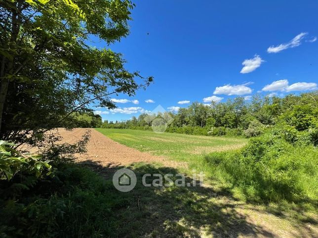 Terreno agricolo in commerciale in 