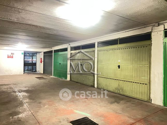 Garage/posto auto in residenziale in Via Carlo Alberto 9