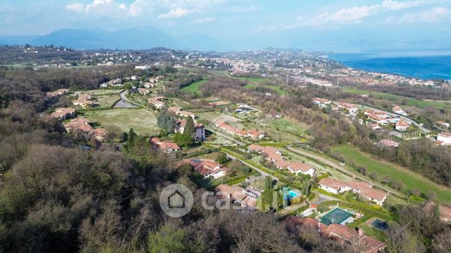 Terreno agricolo in commerciale in Via Sant'Anna 1