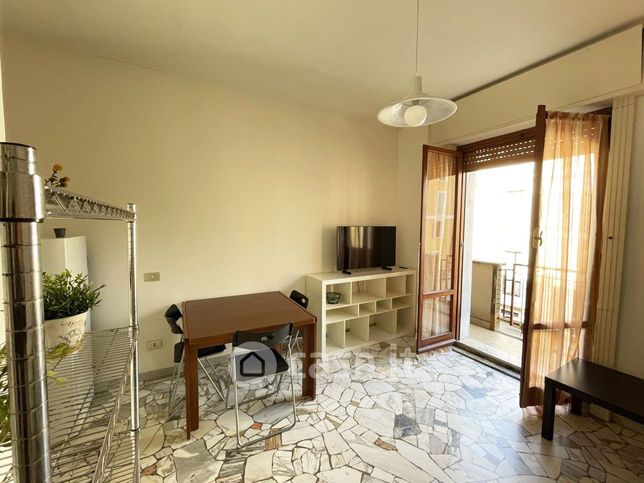 Appartamento in residenziale in Via Francesco Arese