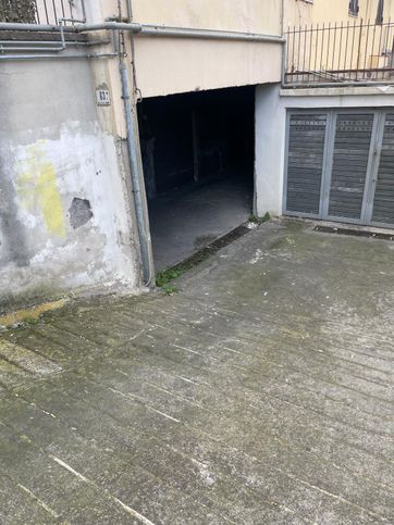 Garage/posto auto in residenziale in Via Caduti del Lavoro 62