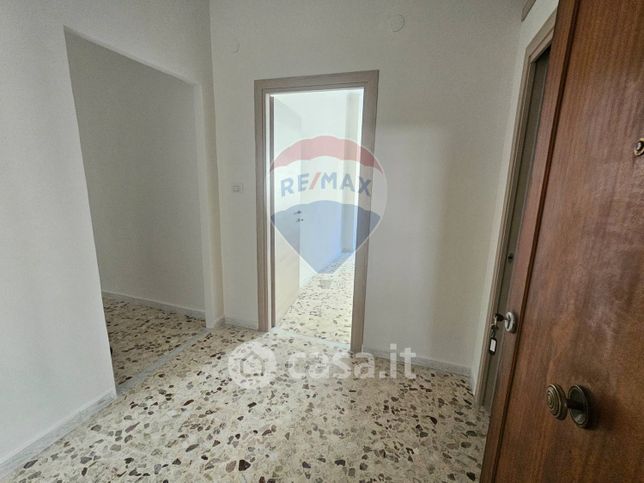 Appartamento in residenziale in Via Raffaele Viviani 57