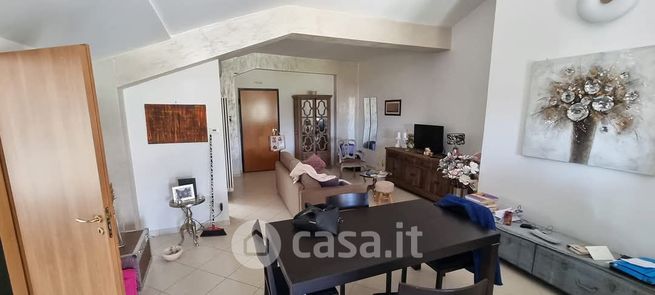 Attico/mansarda in residenziale in Via Giovanni Pascoli