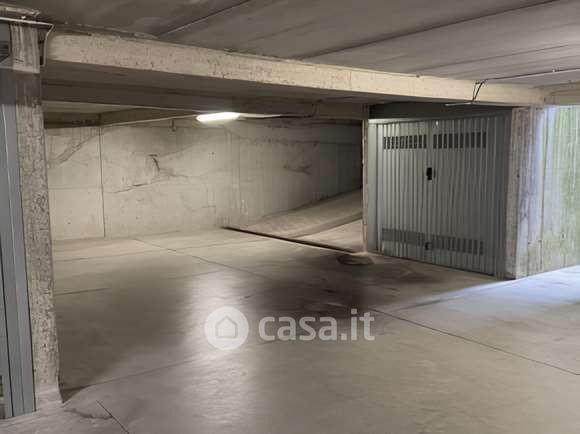 Box/posto auto in residenziale in 
