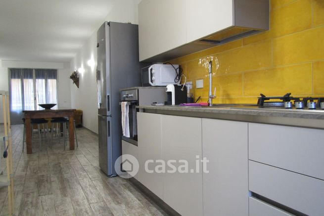 Appartamento in residenziale in Via Quintino Sella 2