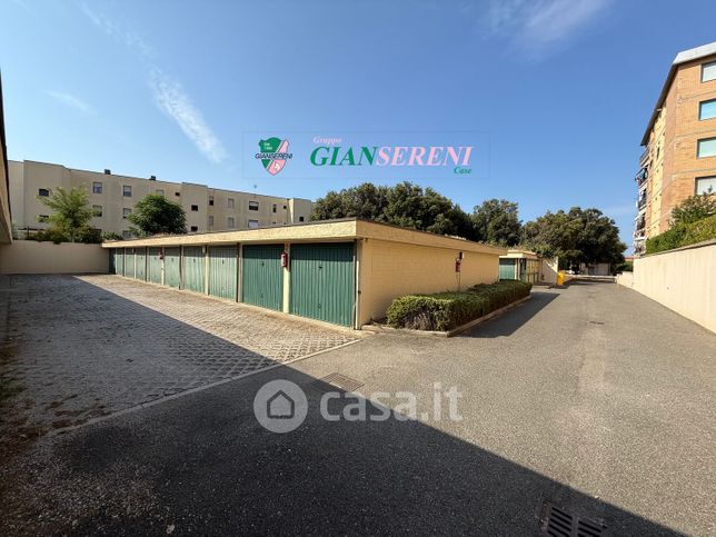 Box/posto auto in residenziale in Via Grosseto