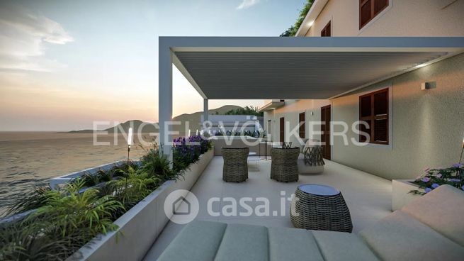 Appartamento in residenziale in Strada Statale 1 2