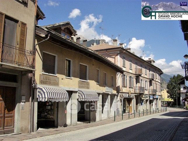 Appartamento in residenziale in Via Monginevro 64