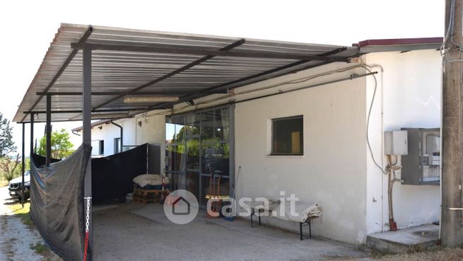 Capannone in commerciale in Via Passaggio Vecchio