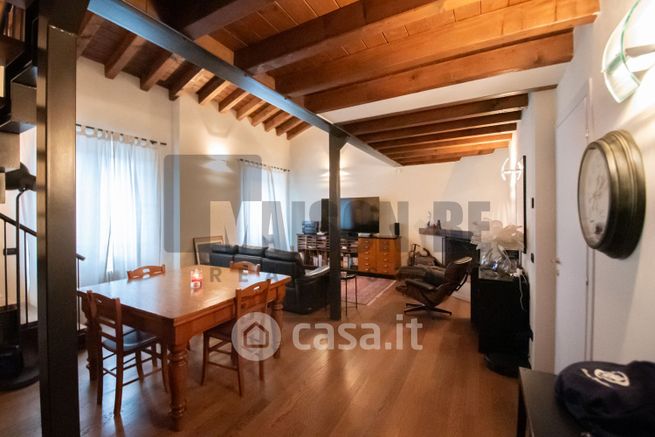 Appartamento in residenziale in Via Aleardo Aleardi 9