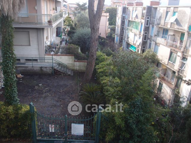 Appartamento in residenziale in Viale Bernabò Brea