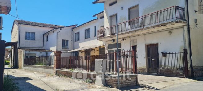 Capannone in commerciale in Via Giacomo Matteotti