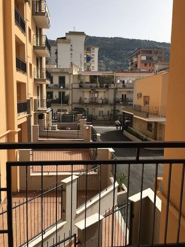 Appartamento in residenziale in Via Castelforte 60  b