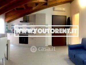 Attico/mansarda in residenziale in Via Privata Pandino