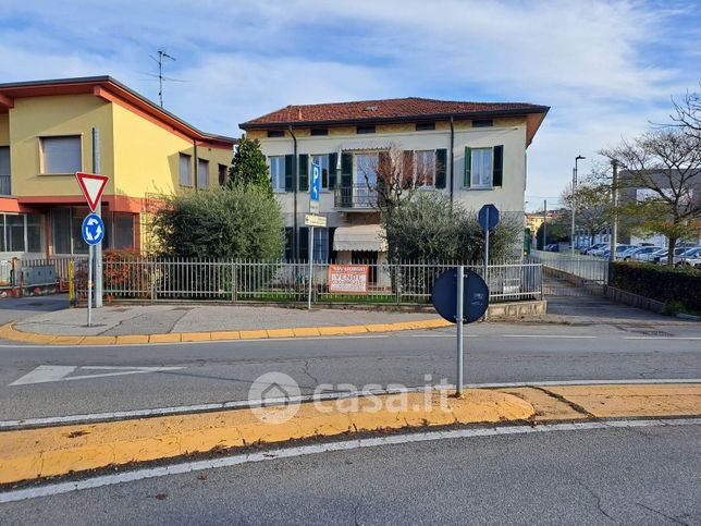 Casa indipendente in residenziale in Via Giuseppe Zanardelli