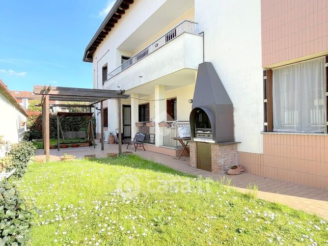 Appartamento in residenziale in Via Cascina Monza 5