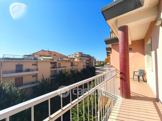 Appartamento in residenziale in Via Piave 50