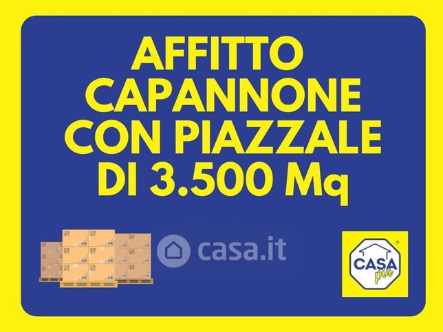 Capannone in commerciale in Via del Lavoro
