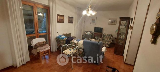 Appartamento in residenziale in Via Canada